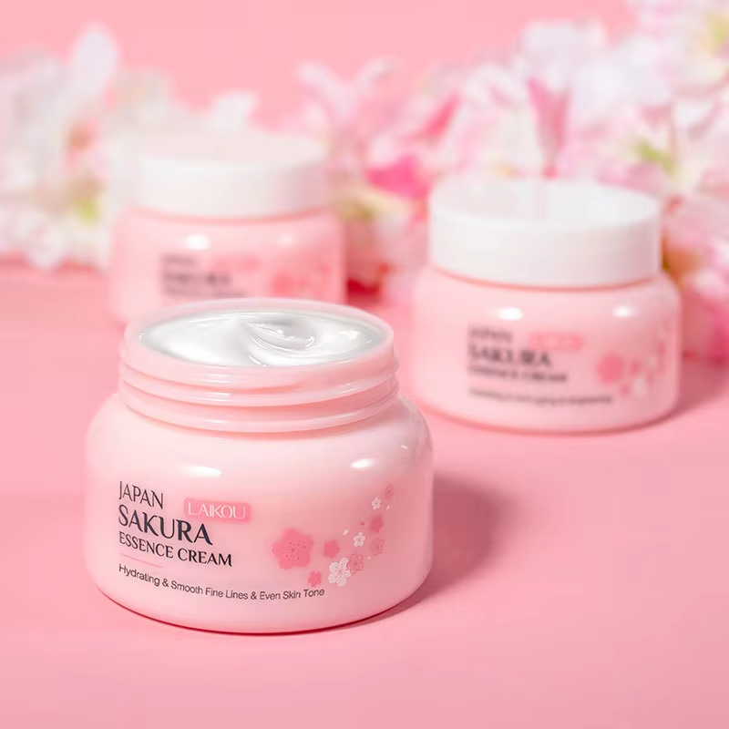 Japan Sakura Essence Cream